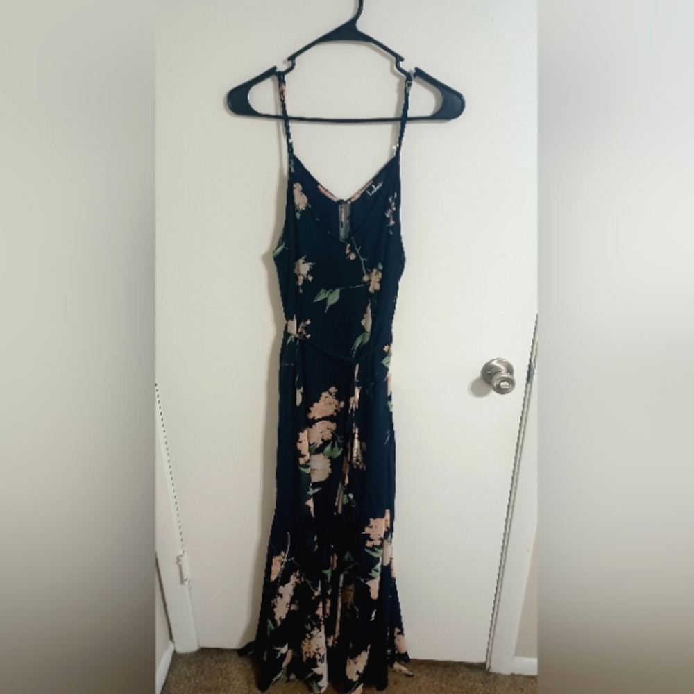 Lulu's floral maxi dress